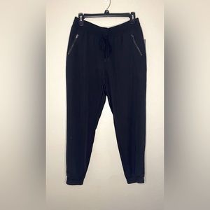 NWT Mossimo Tapered leg Midrise Black Casual pants